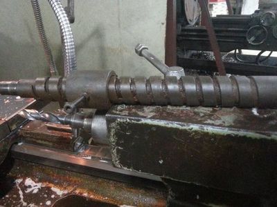 普通車床螺紋加工全解析 牙型識別、牙距計算、刀具修磨與掛擋操作